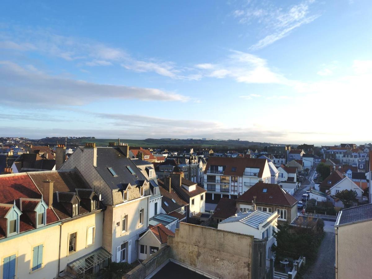 Une Pause Sur La Digue Wimereux Exteriér fotografie